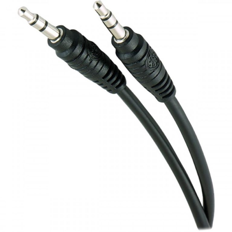GE 3.5mm Auxiliary Audio Cable, 3ft.